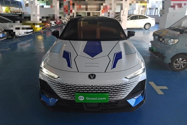 Used CHANGAN UNI-V 2022 1.5T Sport Edition Front