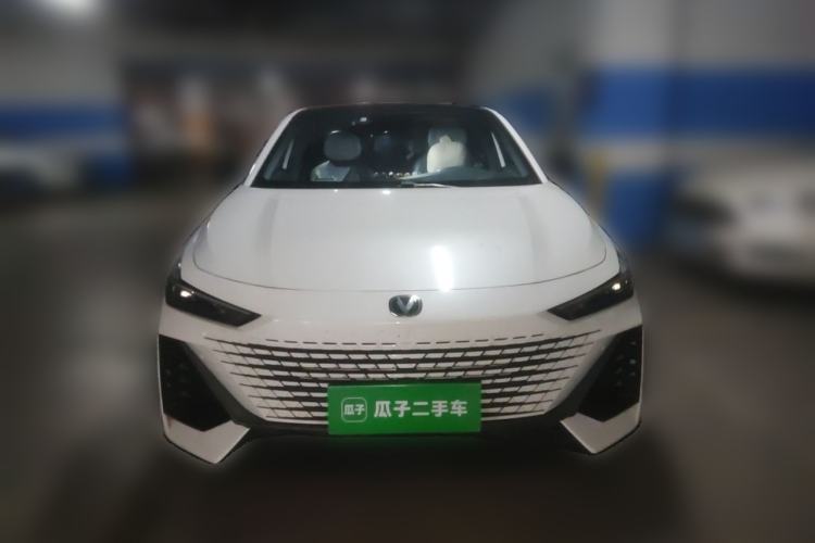 Used CHANGAN UNI-V 2022 1.5T Prestige Version Front