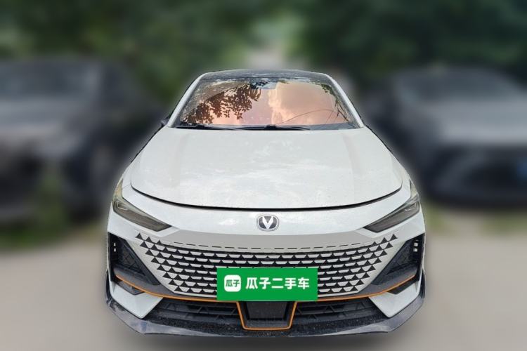 Used CHANGAN UNI-V 2022 1.5T Prestige Version Front
