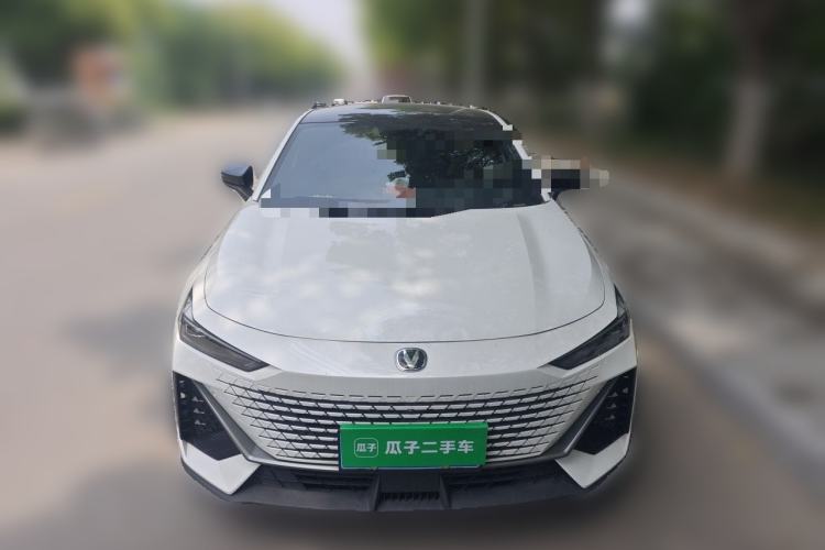 Used CHANGAN UNI-V 2022 1.5T Prestige Version Front