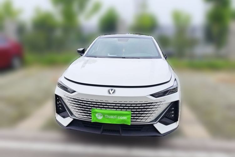 Used CHANGAN UNI-V 2022 1.5T Prestige Version Front
