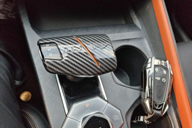 Used CHANGAN UNI-V 2022 1.5T Prestige Version Gear Lever