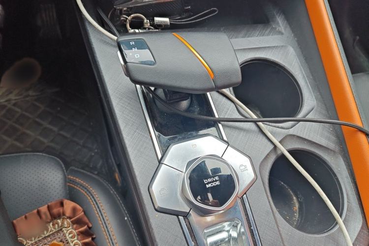Used CHANGAN UNI-V 2022 1.5T Prestige Version Gear Lever