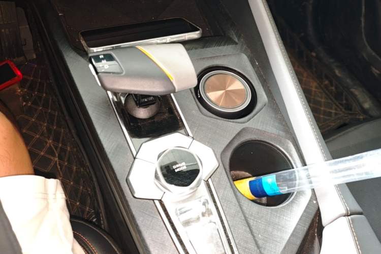 Used CHANGAN UNI-V 2022 1.5T Excellence Model Gear Lever
