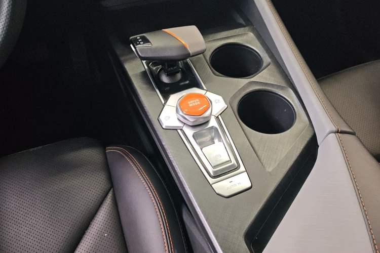 Used CHANGAN UNI-V 2022 1.5T Excellence Model Gear Lever