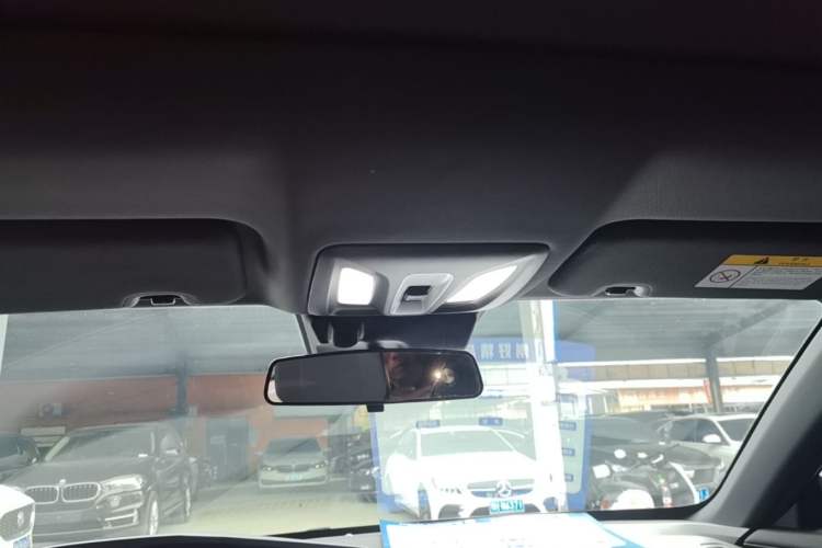 Used CHANGAN UNI-V 2022 1.5T Prestige Version Headliner
