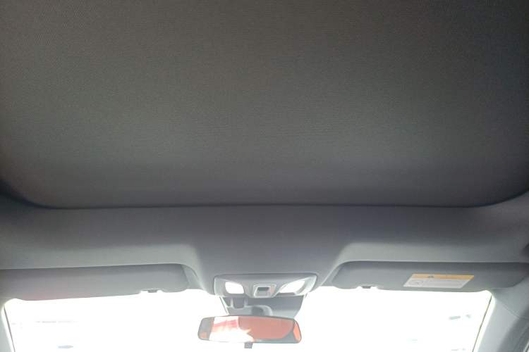Used CHANGAN UNI-V 2022 1.5T Prestige Version Headliner
