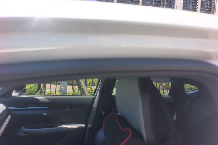Used CHANGAN UNI-V 2022 1.5T Prestige Version Headliner