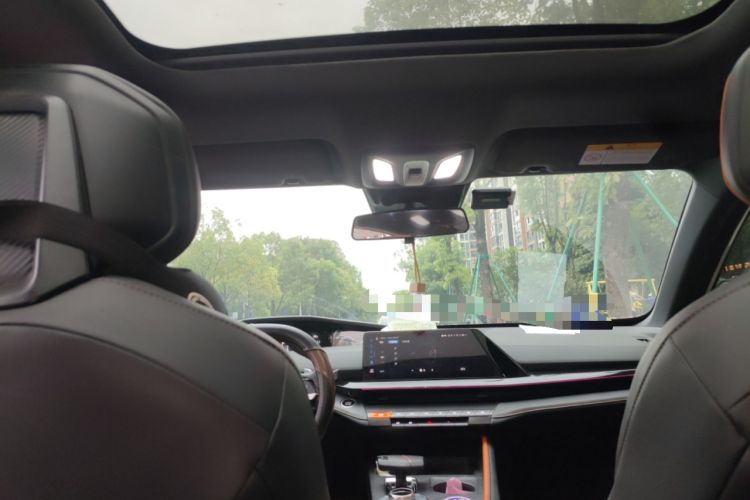 Used CHANGAN UNI-V 2022 1.5T Prestige Version Headliner