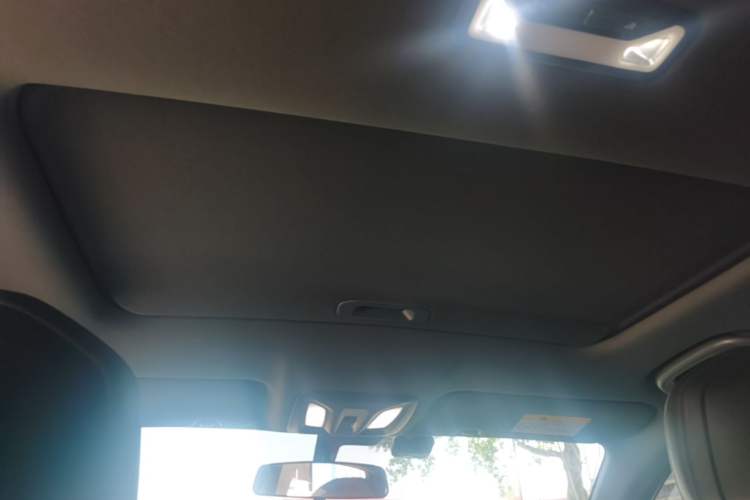 Used CHANGAN UNI-V 2022 1.5T Excellence Model Headliner