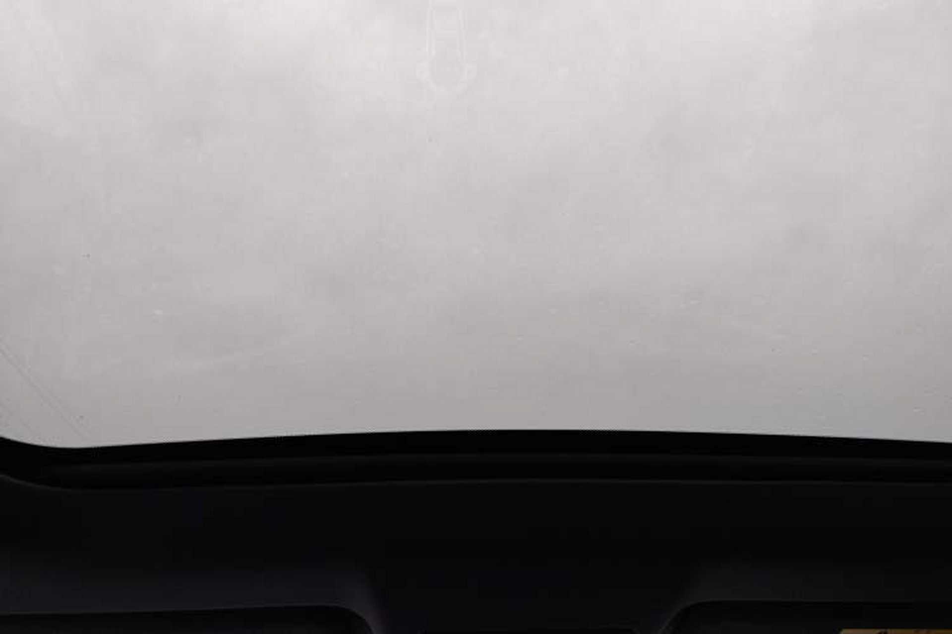 Used CHANGAN UNI-V 2022 1.5T Prestige Version Headliner