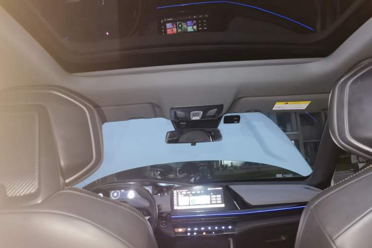 Used CHANGAN UNI-V 2022 1.5T Prestige Version Headliner