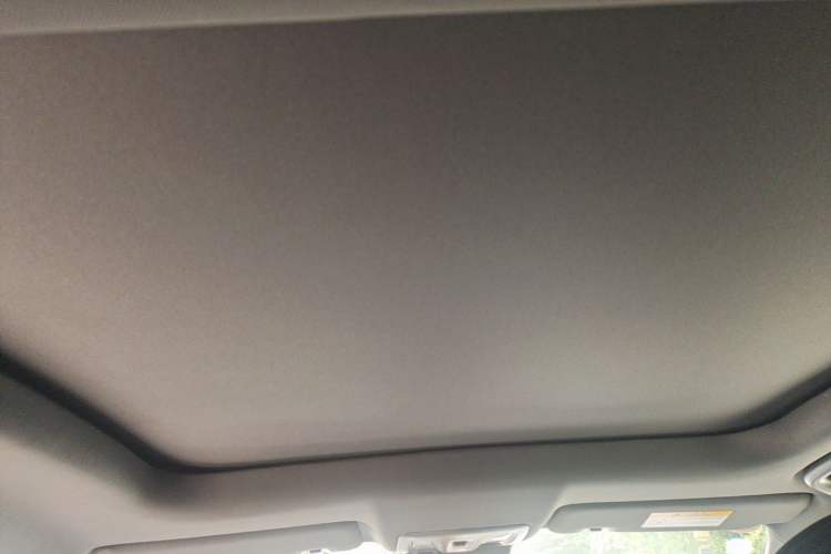 Used CHANGAN UNI-V 2022 1.5T Prestige Version Headliner