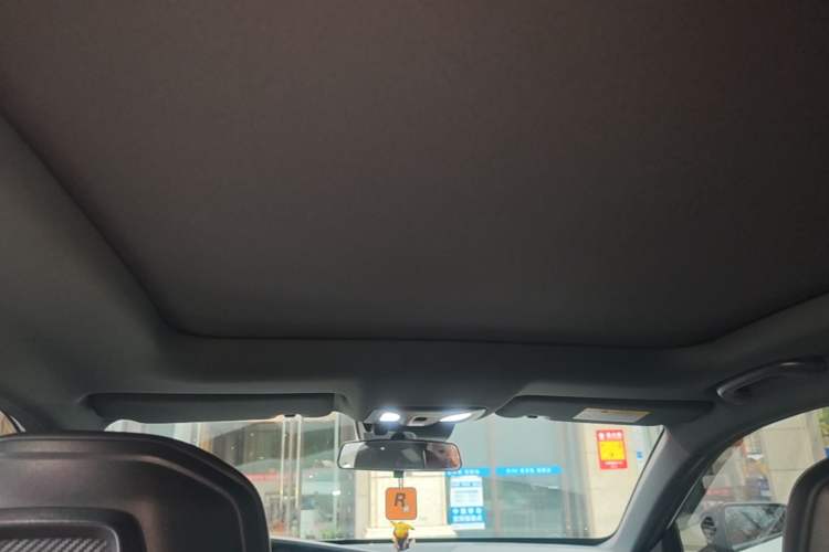 Used CHANGAN UNI-V 2022 1.5T Prestige Version Headliner