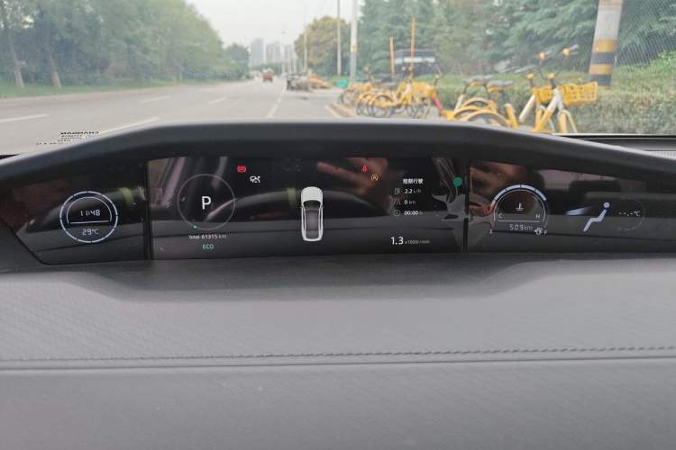Used CHANGAN UNI-V 2022 1.5T Prestige Version Instrument Cluster