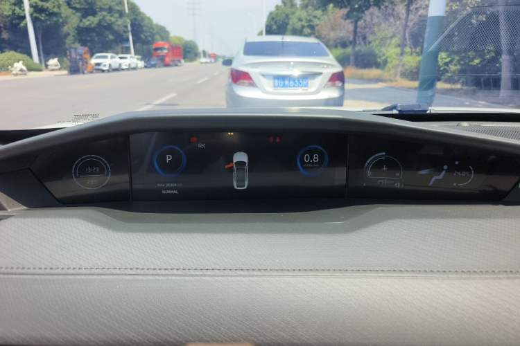Used CHANGAN UNI-V 2022 1.5T Prestige Version Instrument Cluster