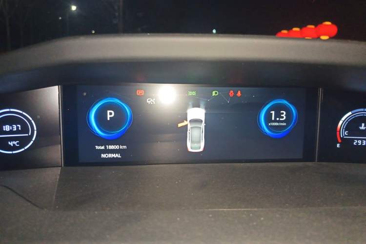 Used CHANGAN UNI-V 2022 1.5T Prestige Version Instrument Cluster