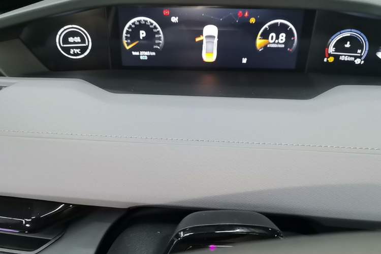 Used CHANGAN UNI-V 2022 1.5T Prestige Version Instrument Cluster
