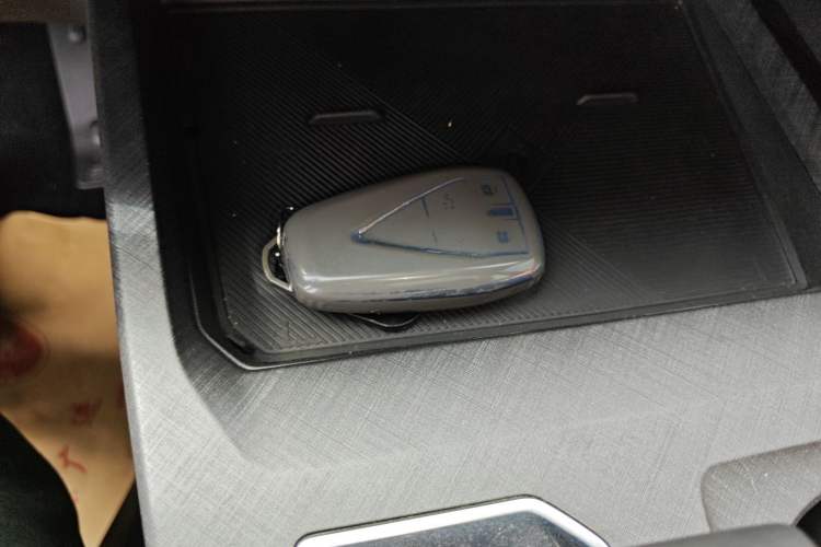 Used CHANGAN UNI-V 2022 1.5T Prestige Version Interior 1
