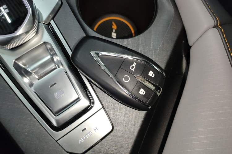 Used CHANGAN UNI-V 2022 1.5T Prestige Version Interior 1