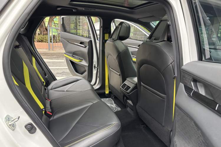 Used CHANGAN UNI-V 2022 1.5T Sport Edition Interior 1