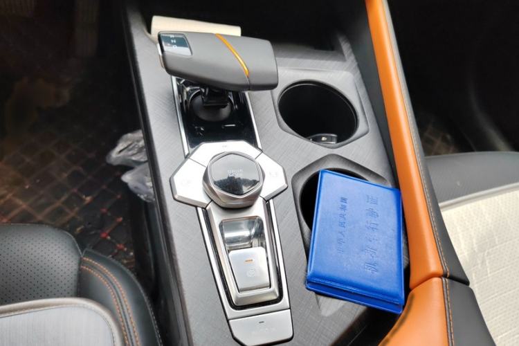Used CHANGAN UNI-V 2022 1.5T Prestige Version Interior 1