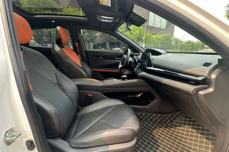 Used CHANGAN UNI-V 2022 1.5T Prestige Version Interior 2