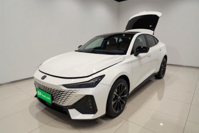 Used CHANGAN UNI-V 2022 1.5T Prestige Version