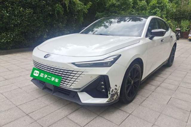 Used CHANGAN UNI-V 2022 1.5T Prestige Version