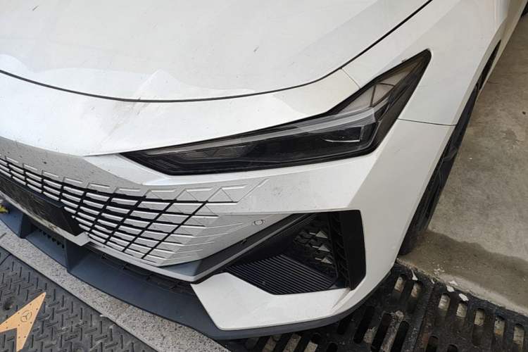Used CHANGAN UNI-V 2022 1.5T Prestige Version Left Front Headlight