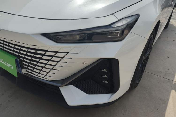 Used CHANGAN UNI-V 2022 1.5T Prestige Version Left Front Headlight