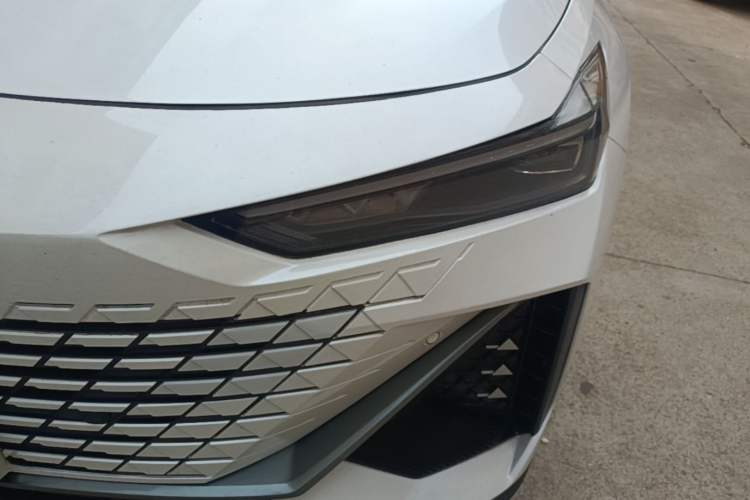 Used CHANGAN UNI-V 2022 1.5T Prestige Version Left Front Headlight