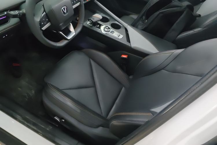 Used CHANGAN UNI-V 2022 1.5T Prestige Version Left Front Seat