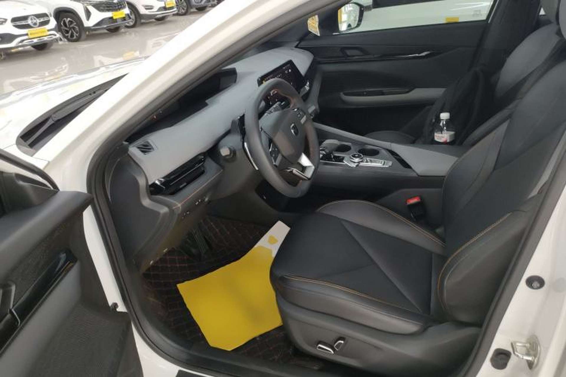 Used CHANGAN UNI-V 2022 1.5T Prestige Version Left Front Seat