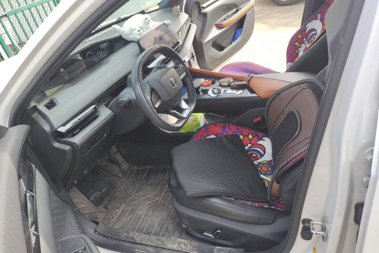Used CHANGAN UNI-V 2022 1.5T Prestige Version Left Front Seat