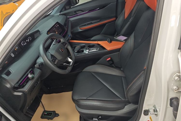 Used CHANGAN UNI-V 2022 1.5T Prestige Version Left Front Seat