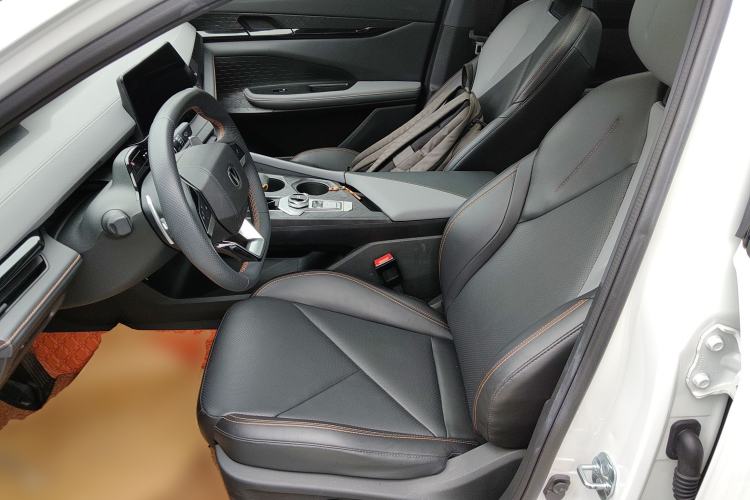 Used CHANGAN UNI-V 2022 1.5T Prestige Version Left Front Seat