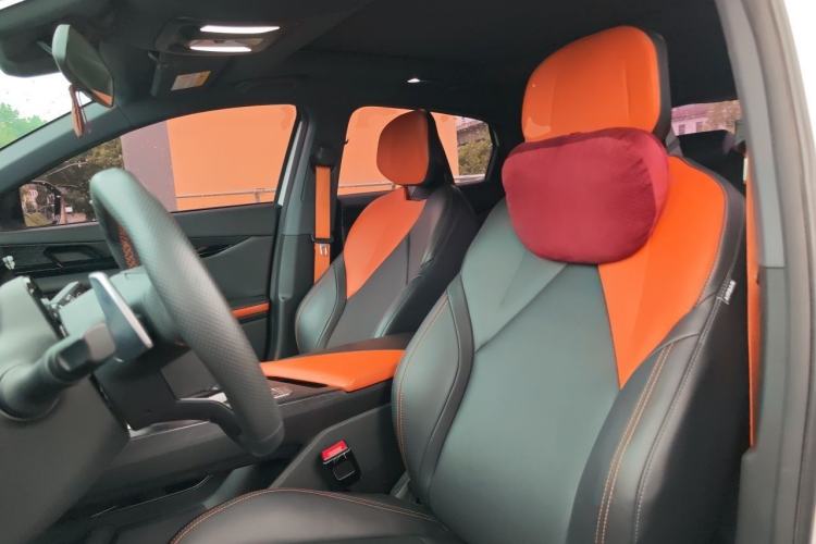 Used CHANGAN UNI-V 2022 1.5T Smart Navigation Version Left Front Seat