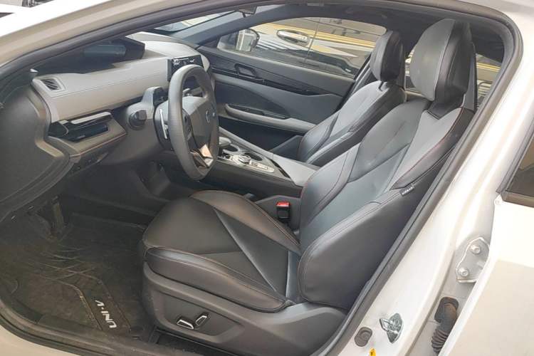 Used CHANGAN UNI-V 2022 1.5T Prestige Version Left Front Seat