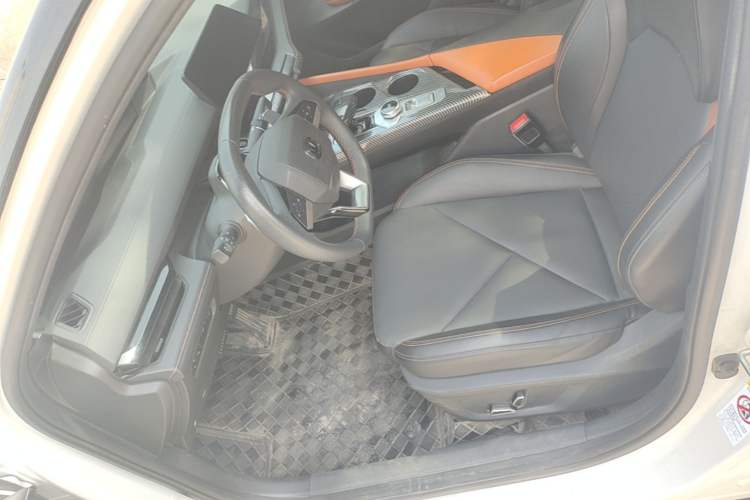 Used CHANGAN UNI-V 2022 1.5T Prestige Version Left Front Seat
