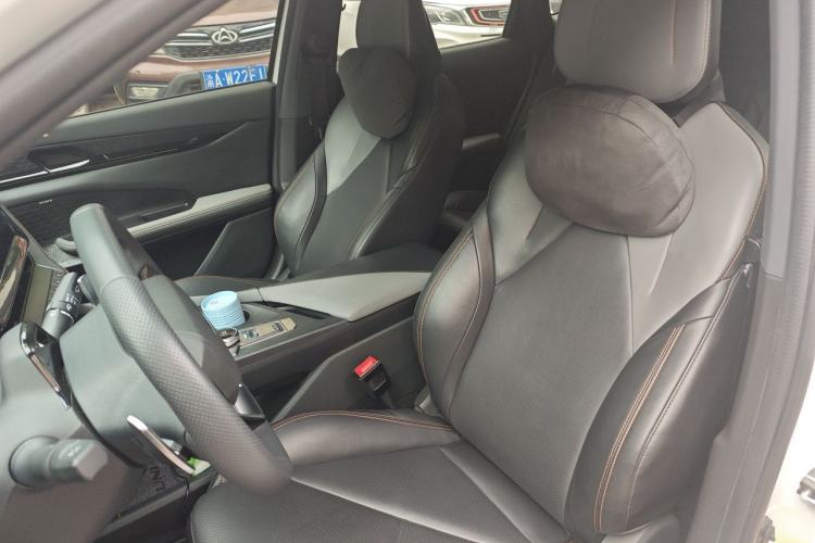 Used CHANGAN UNI-V 2022 1.5T Prestige Version Left Front Seat