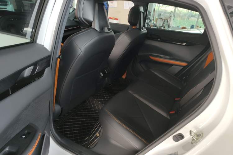Used CHANGAN UNI-V 2022 1.5T Prestige Version Left Rear Seat