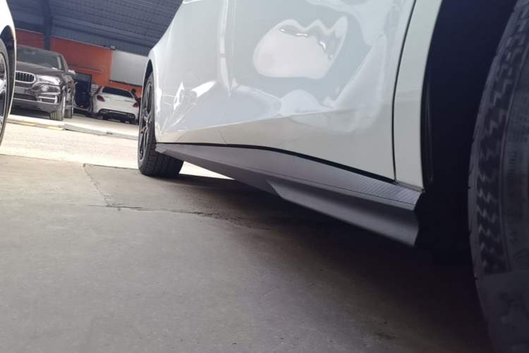 Used CHANGAN UNI-V 2022 1.5T Prestige Version Left Side Sill