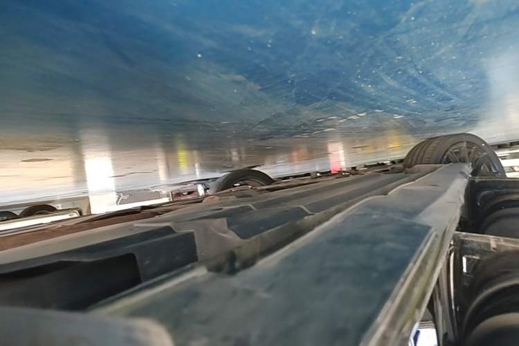 Used CHANGAN UNI-V 2022 1.5T Sport Edition Left Side Sill