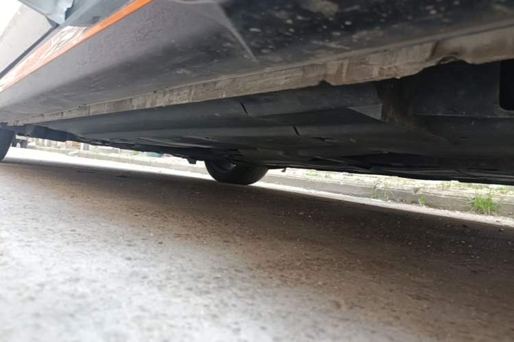 Used CHANGAN UNI-V 2022 1.5T Prestige Version Left Side Sill