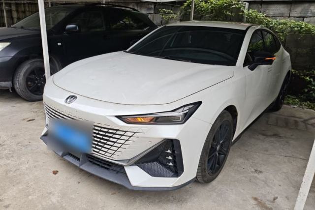 Used CHANGAN UNI-V 2022 1.5T Excellence Model