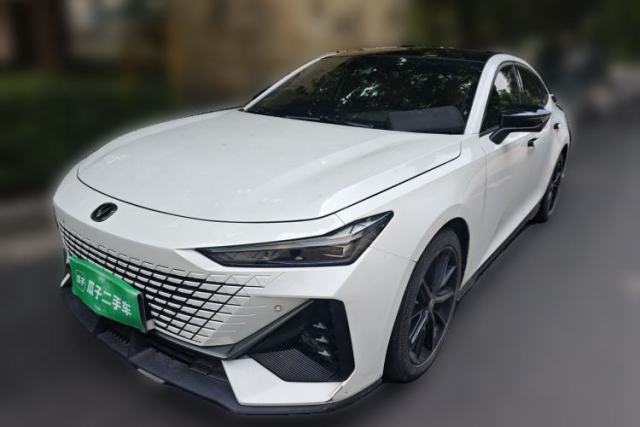 Used CHANGAN UNI-V 2022 1.5T Prestige Version
