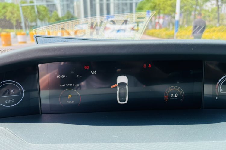 Used CHANGAN UNI-V 2022 1.5T Prestige Version Odometer Close Up