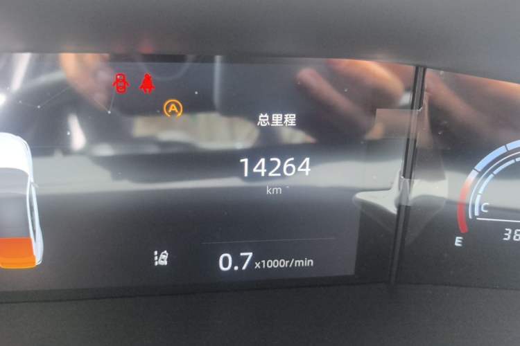 Used CHANGAN UNI-V 2022 1.5T Prestige Version Odometer Close Up
