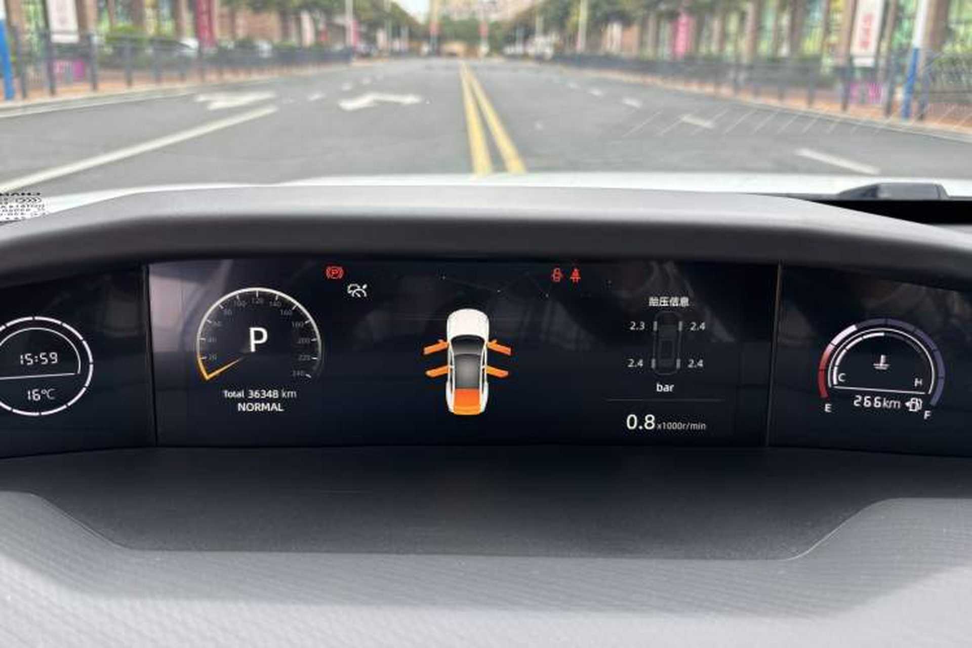 Used CHANGAN UNI-V 2022 1.5T Sport Edition Odometer Close Up